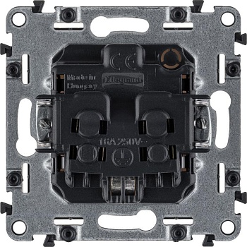 Механизм розетки 1-м СП Valena Life 16А IP20 250В 2P+E защ. шторки винт. клеммы с лицев. панелью бел. Leg 753424